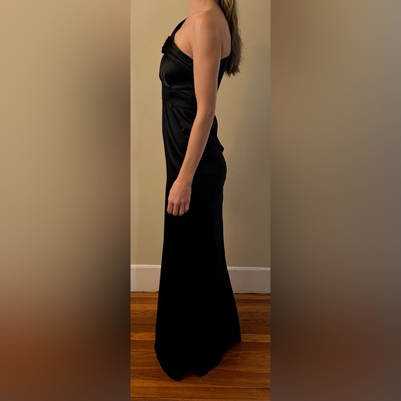 Max & Cleo Women’s One Shoulder Gown - Picture 6 of 7